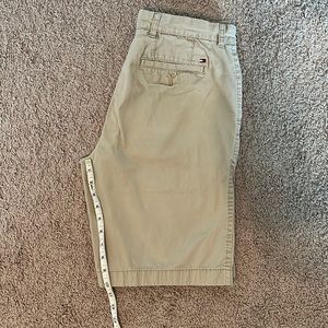 Tommy Hilfiger Mens khaki shorts